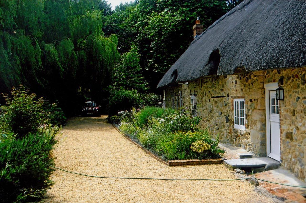 Afton Thatch: Beautiful Thatched Family Cottage Freshwater Zewnętrze zdjęcie